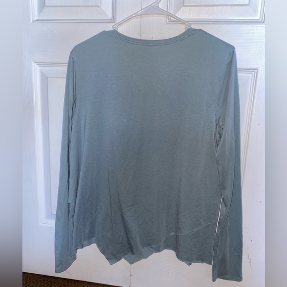 Lululemon sweetest day asymmetrical long sleeve 🩵 - Picture 6 of 6